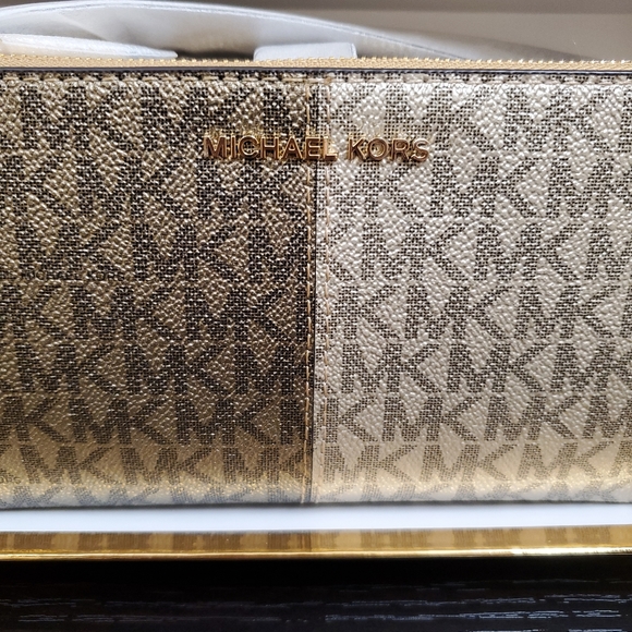 Michael kors Signature Jet Set Medium Double Zip Wristlet Wallet - Picture 6 of 11